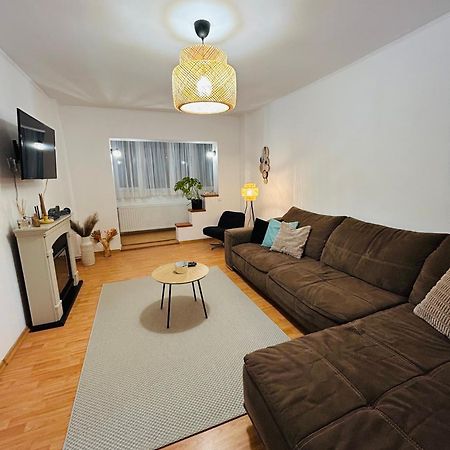 Delis Apartment Синая Екстериор снимка