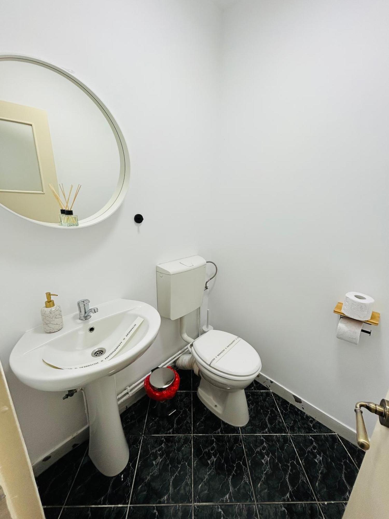 Delis Apartment Синая Екстериор снимка